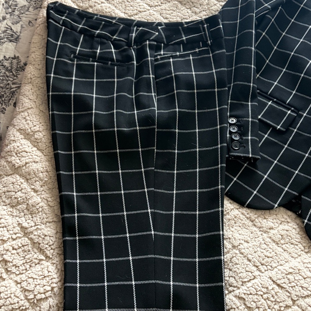 Black Checkered women’s blazer - Picture 2 of 7